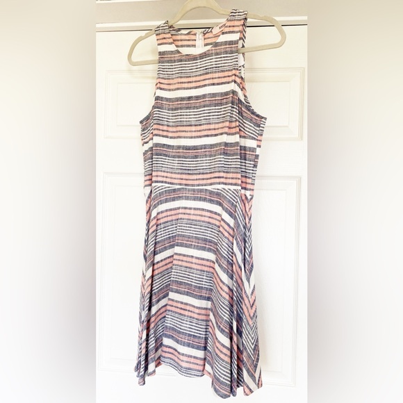 NWT JustFab Striped Sleeveless Linen Fit & Flare Dress in Size Medium - Picture 9 of 11